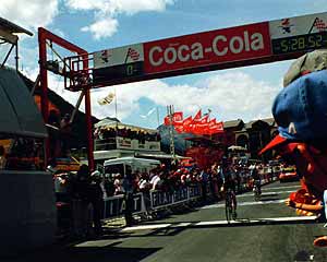 Tony Rominger wint eerste Alpenrit in 1993 te Serre Chevalier