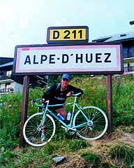 Stijn met de fiets op Alpe-D'Huez