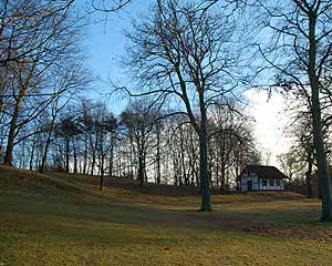 Huisje in een bos bij Lyngby