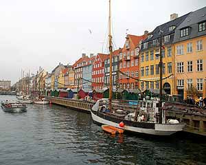 Nyhavn met zijn gekleurde gevels