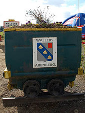 Steenkoolwagentje als symbool voor Wallers-Arenberg.