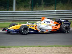Giancarlo Fisichella met de Renault.